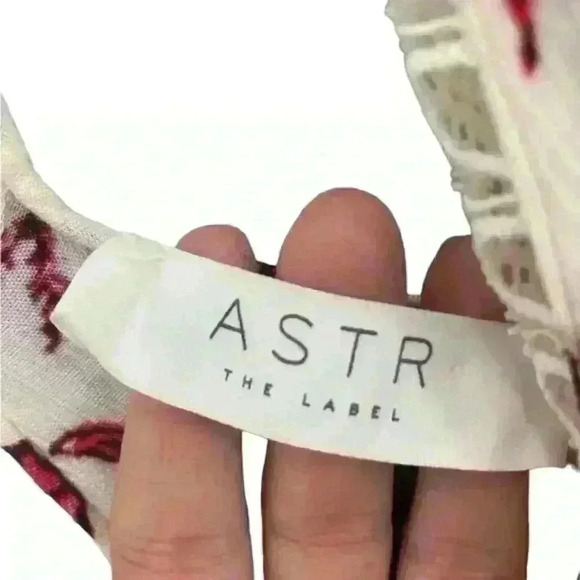 Astr Floral Print Romper - Cream and Red - Picture 11 of 16